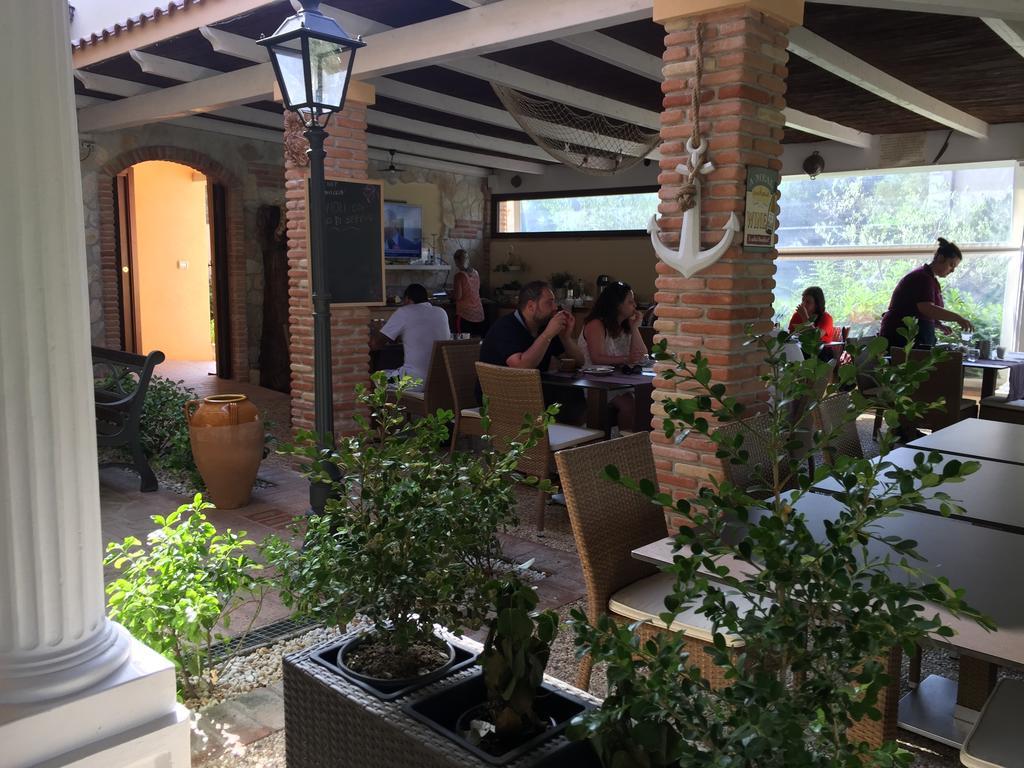 Residence E B&B Villamirella Palinuro Luaran gambar